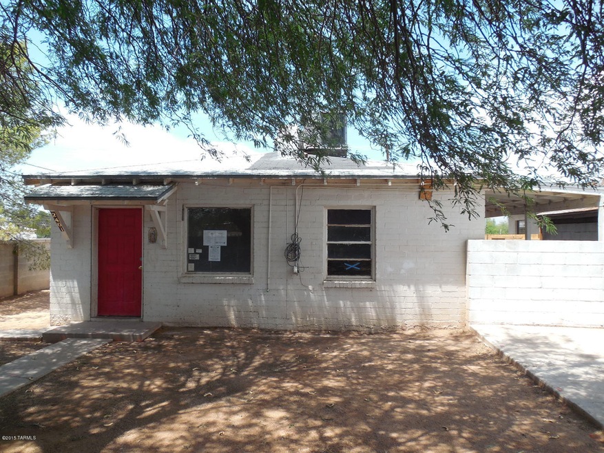 022-195873 Front