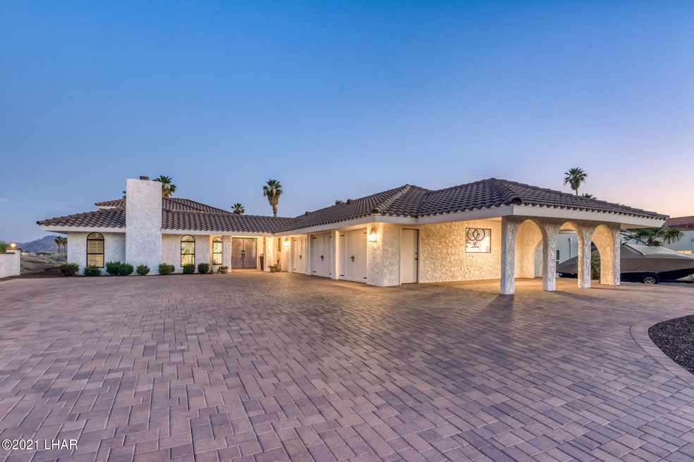 2570PlazaHermosaEvening_02