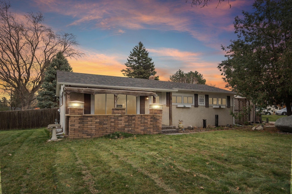 4002 Gisella Blvd, Saint Paul, MN 55110 - photo 1