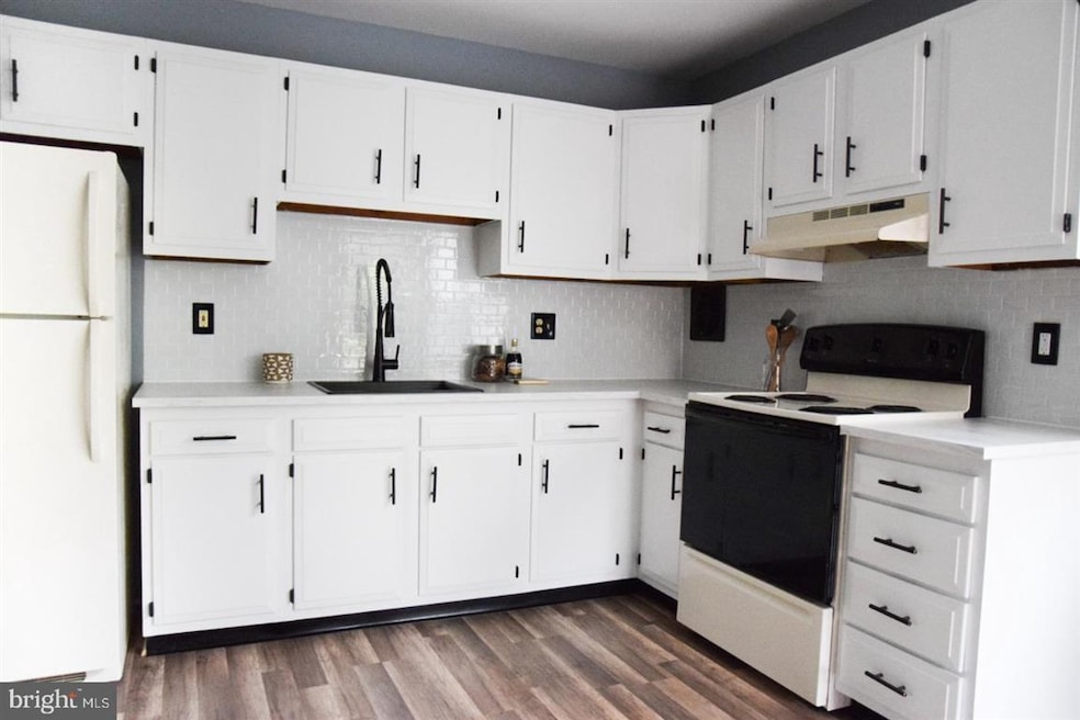 131 E High St, Clayton, NJ 08312 - photo 1