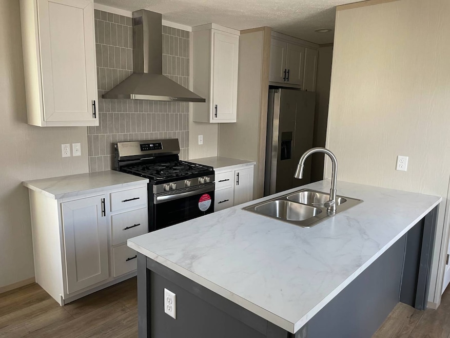 For Rent $1,090/month