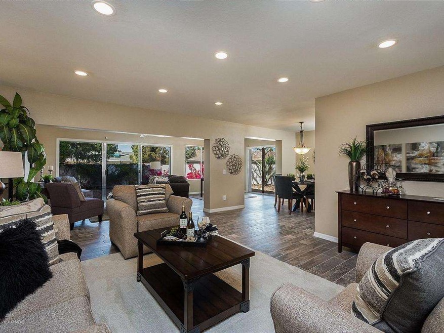 002_Family Room II