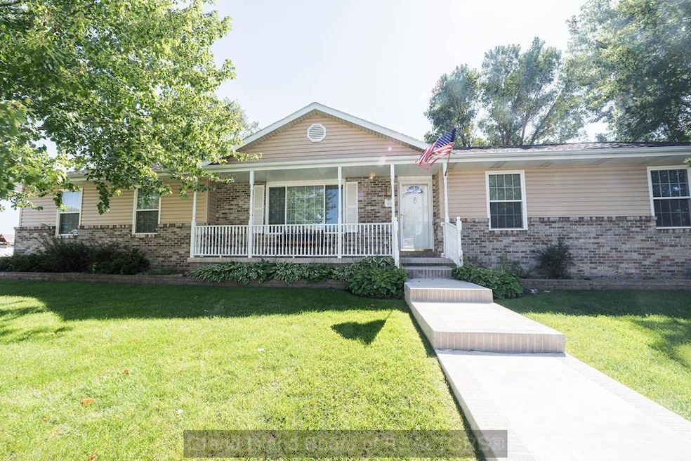Sold $325,000