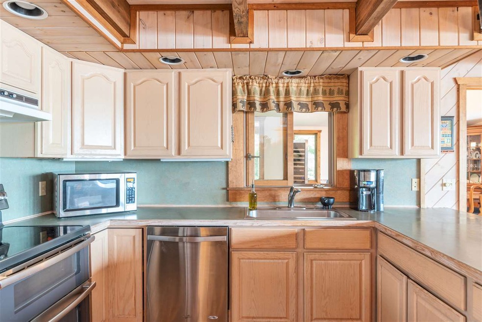 17 Grassy Pond Rd, Moultonborough, NH 03254 - photo 1