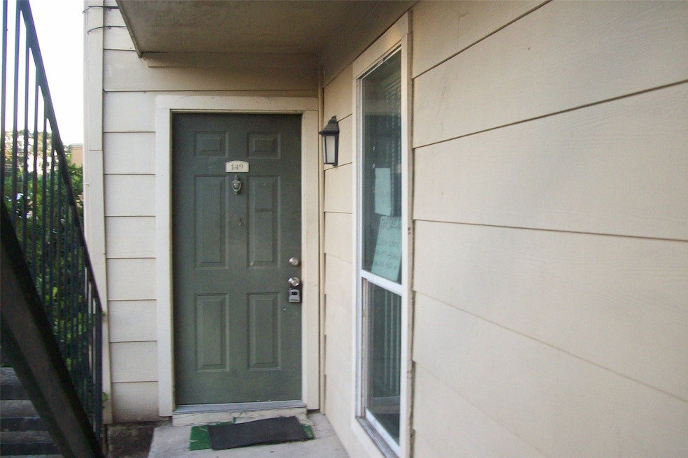 8100 Creekbend Dr unit 149, Houston, TX 77071 - photo 1