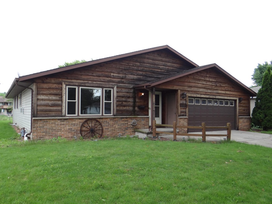 1530 N Elinor St, Appleton, WI 54914 - photo 1