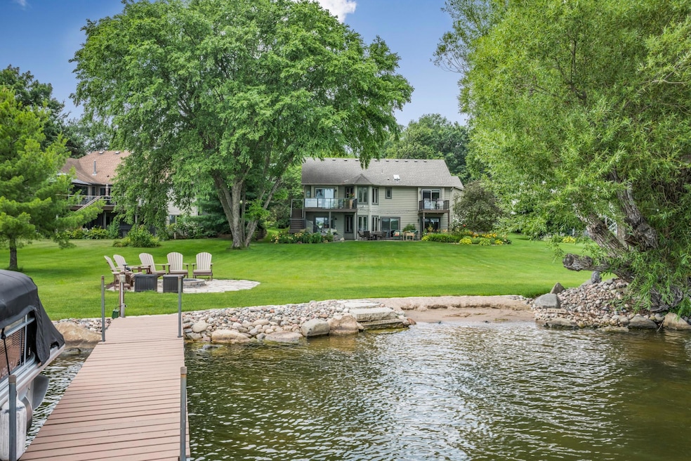 19363 E Tri Oak Cir NE, Wyoming, MN 55092 - photo 1