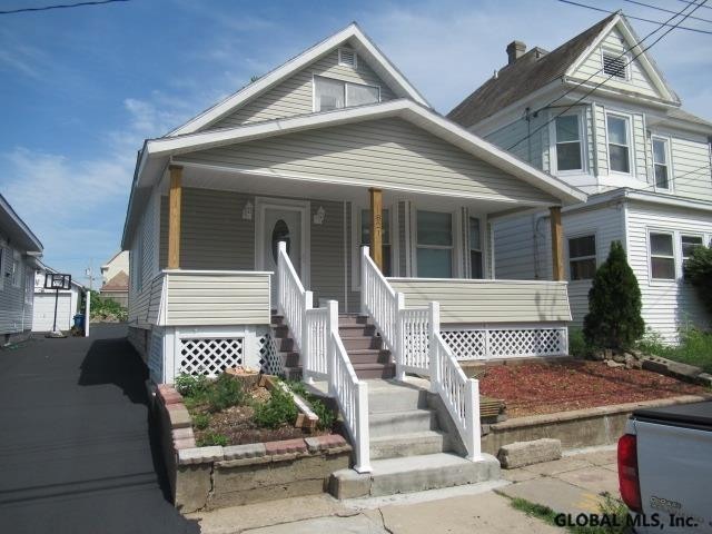 821 Bradt St, Schenectady, NY 12306 - photo 1