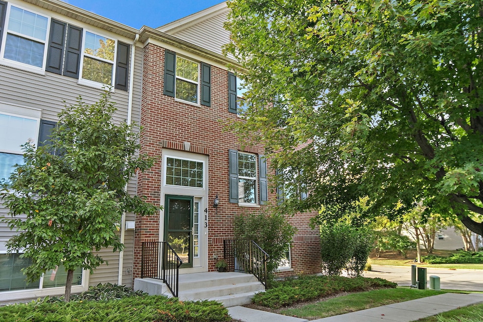 For Sale $330,000 • Co-Listing Agent