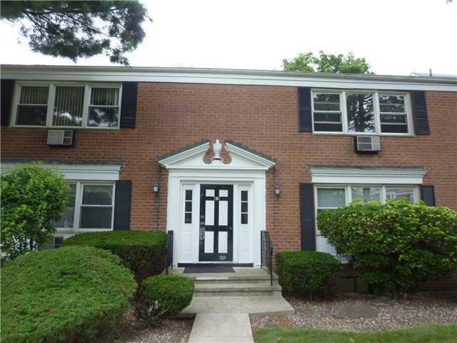 16 Bon Aire Cir unit 509, Suffern, NY 10901 - photo 1