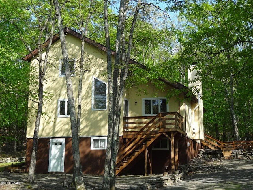 107 Saint Moritz Dr, Tafton, PA 18464 - photo 1