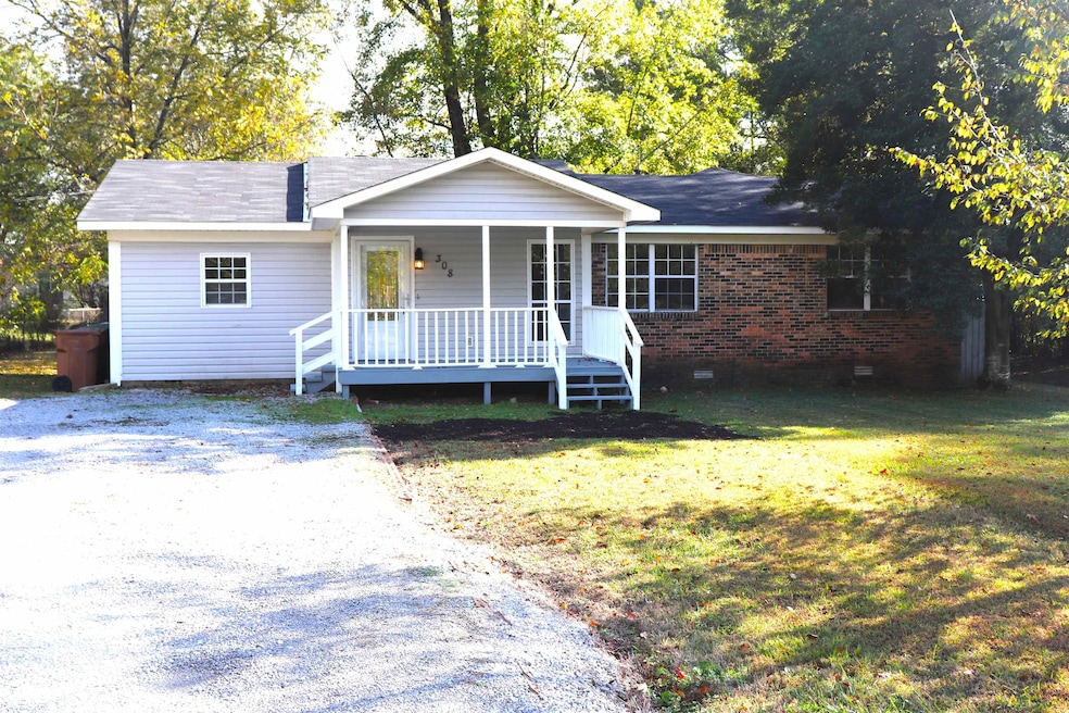 308 Sunset St SW, Hartselle, AL 35640 - photo 1