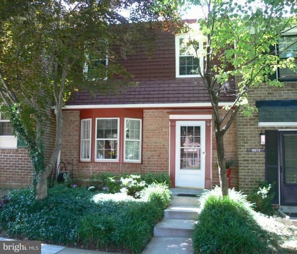 9611 Nonquitt Dr, Fairfax, VA 22031 - photo 1