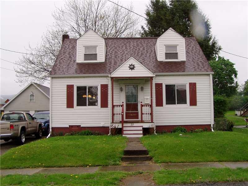 Exterior Front. Welcome to this cozy cape cod righ