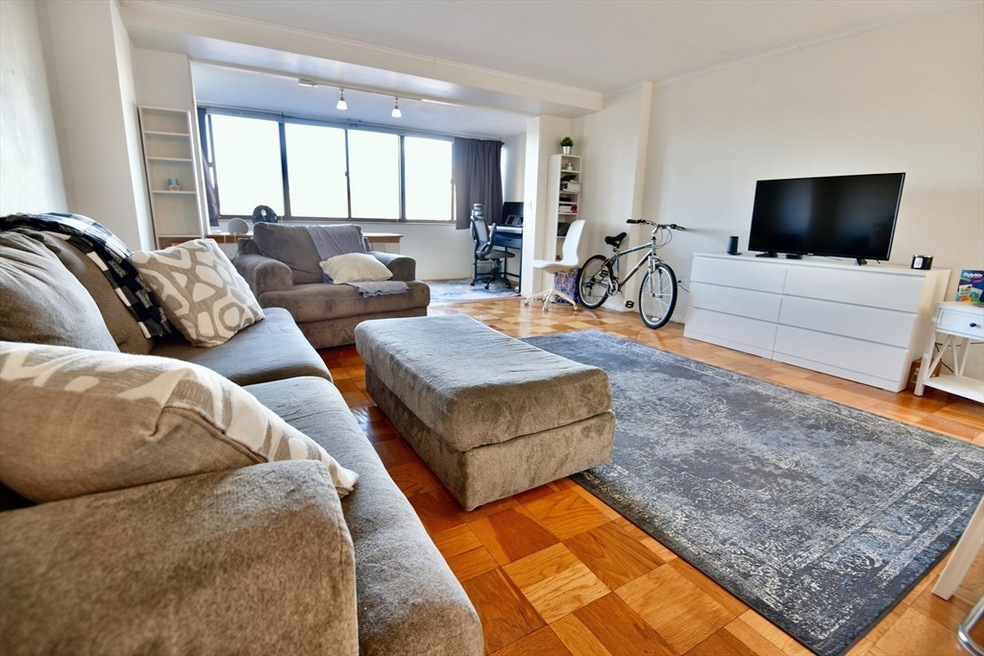 Whittier Place unit 2B, Boston, MA 02114 - photo 1