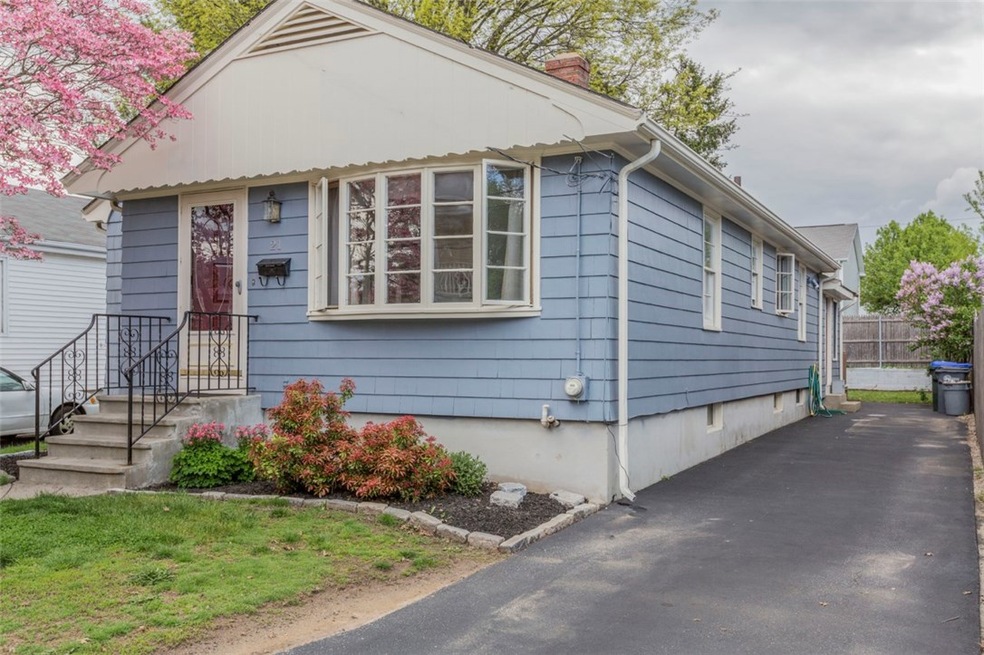 21 Balmoral Ave, Providence, RI 02908 - photo 1