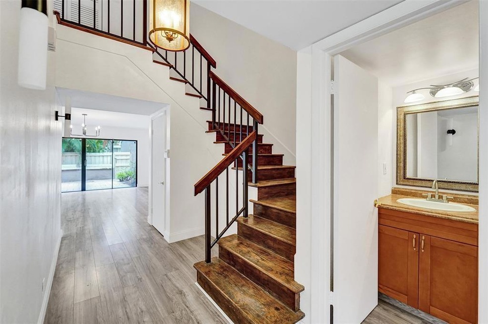 103 Heatherbrook Way unit 143, Hollywood, FL 33021 - photo 1