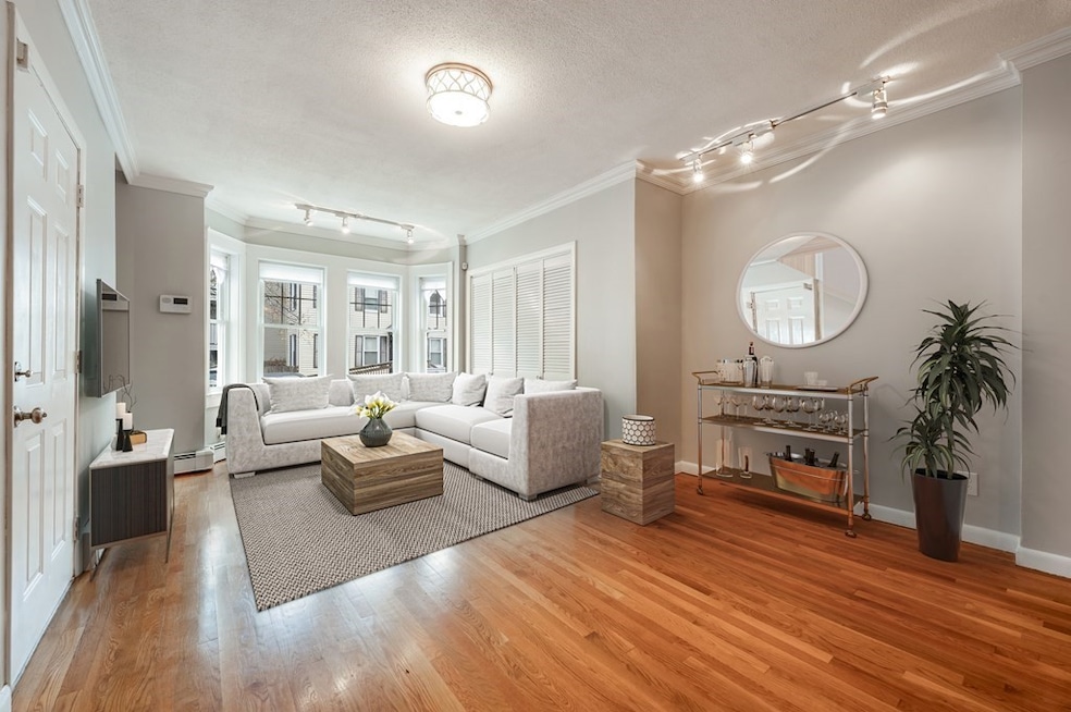 159 W 7th St unit 1, Boston, MA 02127 - photo 1