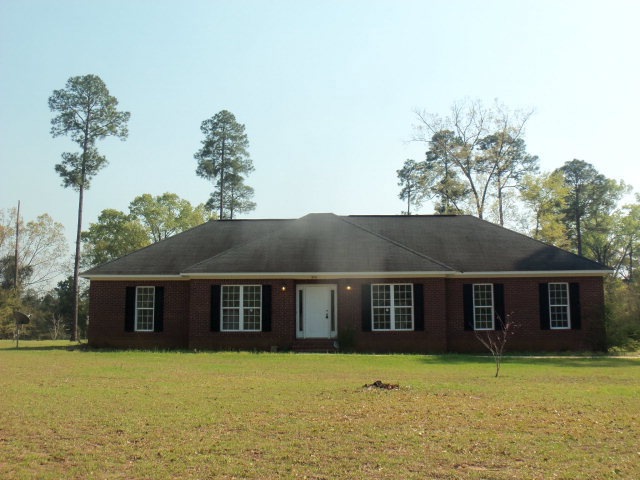 1204 Lily Pond Rd, Albany, GA 31701 - photo 1