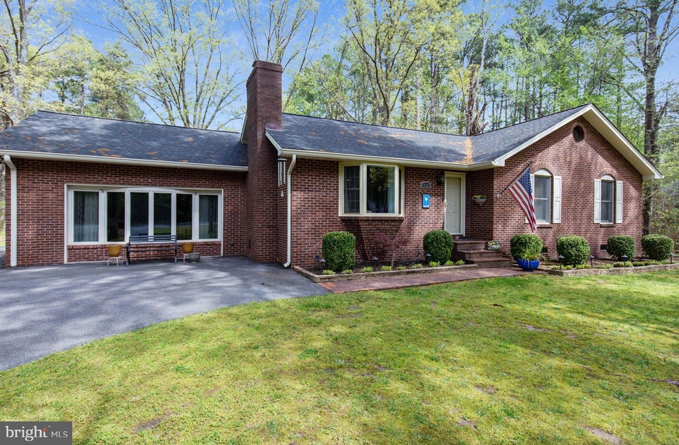 11327 Wollaston Cir, Swan Point, MD 20645 - photo 1