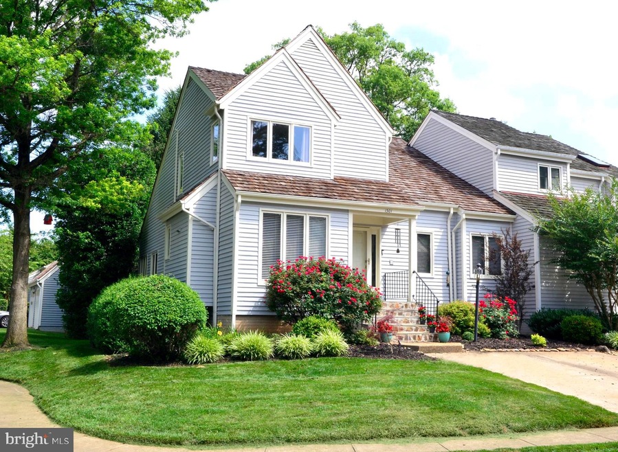 1301 Wedgewood Manor Way, Reston, VA 20194 - photo 1
