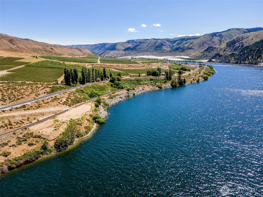 2523 Stayman Flats Rd, Chelan, WA 98816 - photo 1