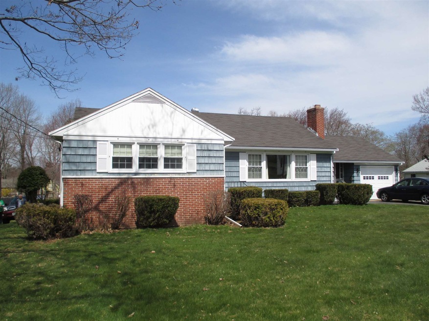 17 Crockett St, Rochester, NH 03867 - photo 1