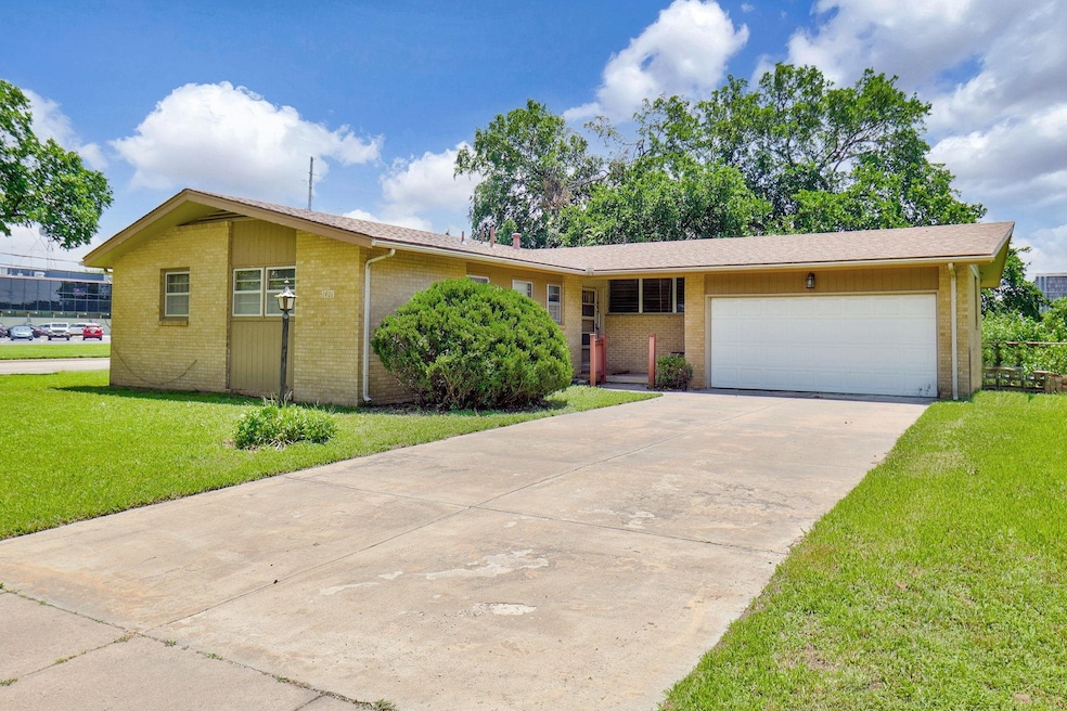 Sold • Co-Listing Agent