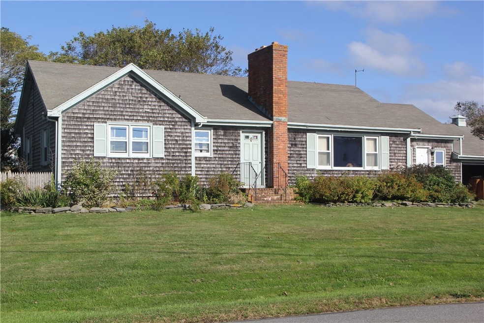 338 Tuckerman Ave, Middletown, RI 02842 - photo 1