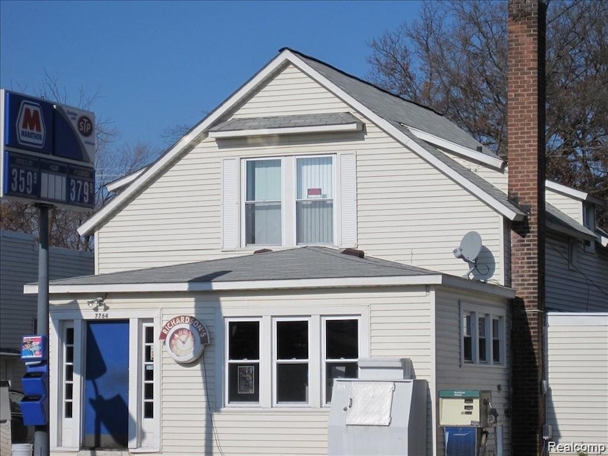 7764 Macomb St, Grosse Ile, MI 48138 - photo 1