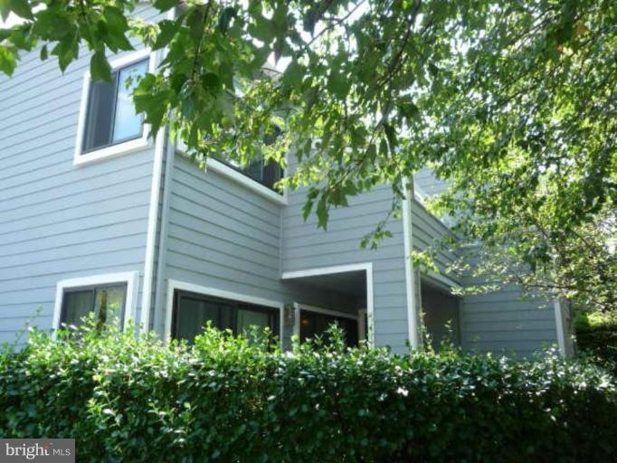 11041B Villaridge Ct unit B, Reston, VA 20191 - photo 1