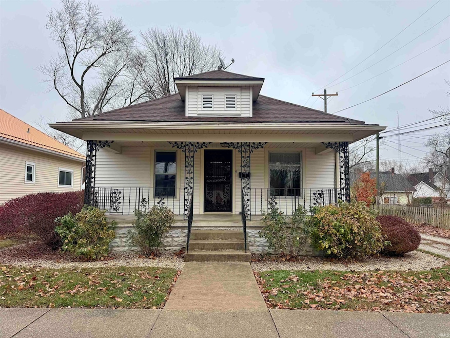 405 N Front St, North Manchester, IN 46962 - photo 1