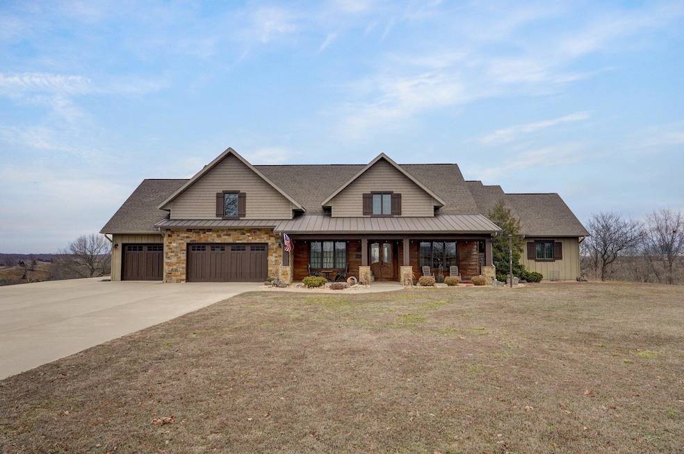 825 Legacy Farms Rd, Saddlebrooke, MO 65630 - photo 1
