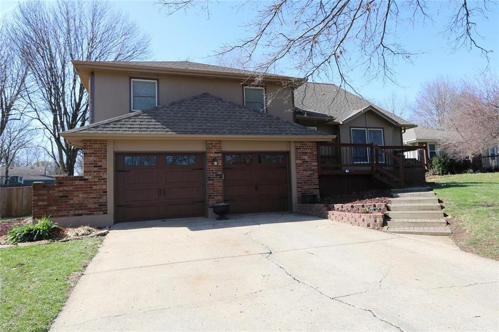 410 N Adams St, Raymore, MO 64083 - photo 1