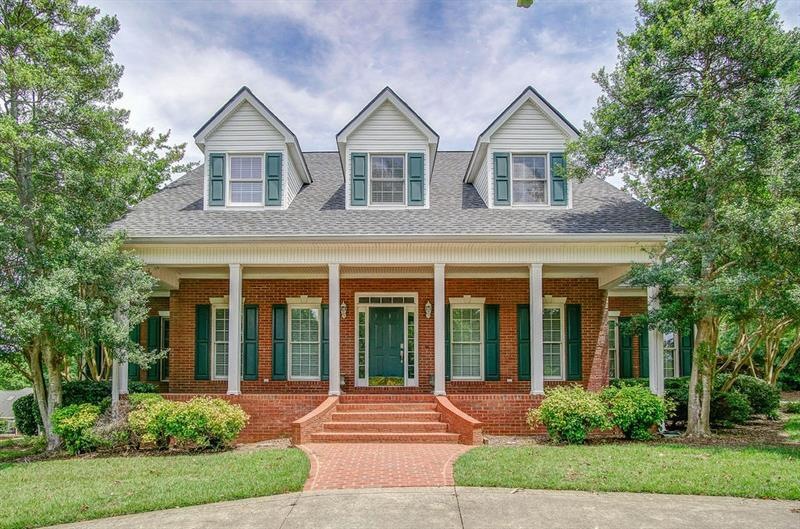 126 Vogel St NE, Calhoun, GA 30701 - photo 1