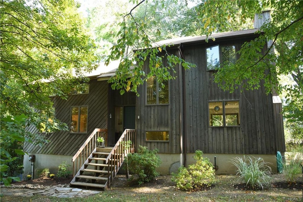 5 Marisa Ct, Montrose, NY 10548 - photo 1