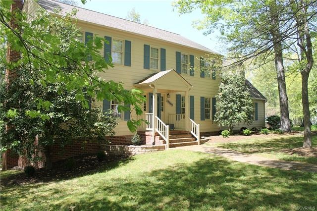 Fabulous 4/5 bedroom, 2.5 bath Colonial with incre