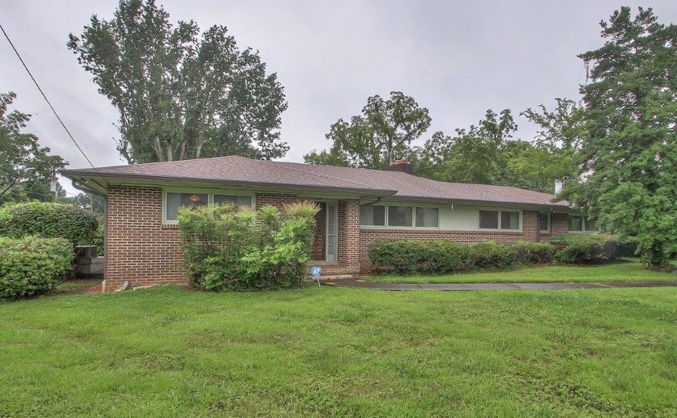 814 Belmont Ave, Shelbyville, TN 37160 - photo 1