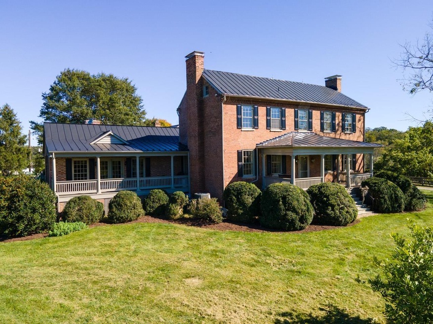 161 W Amber Rd, Verona, VA 24482 - photo 1