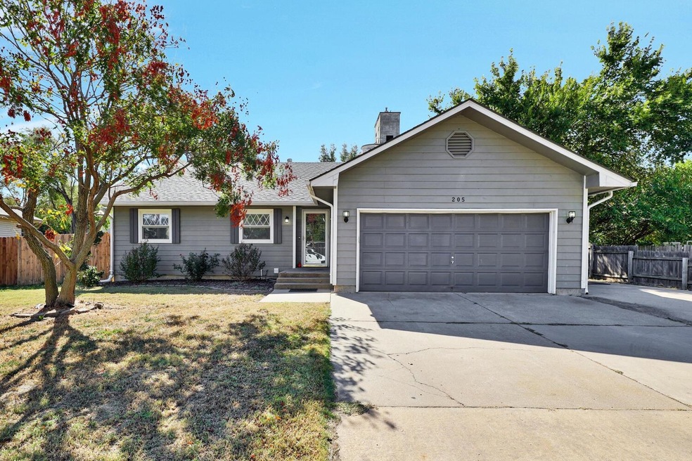 205 N Queen St, Maize, KS 67101 - photo 1