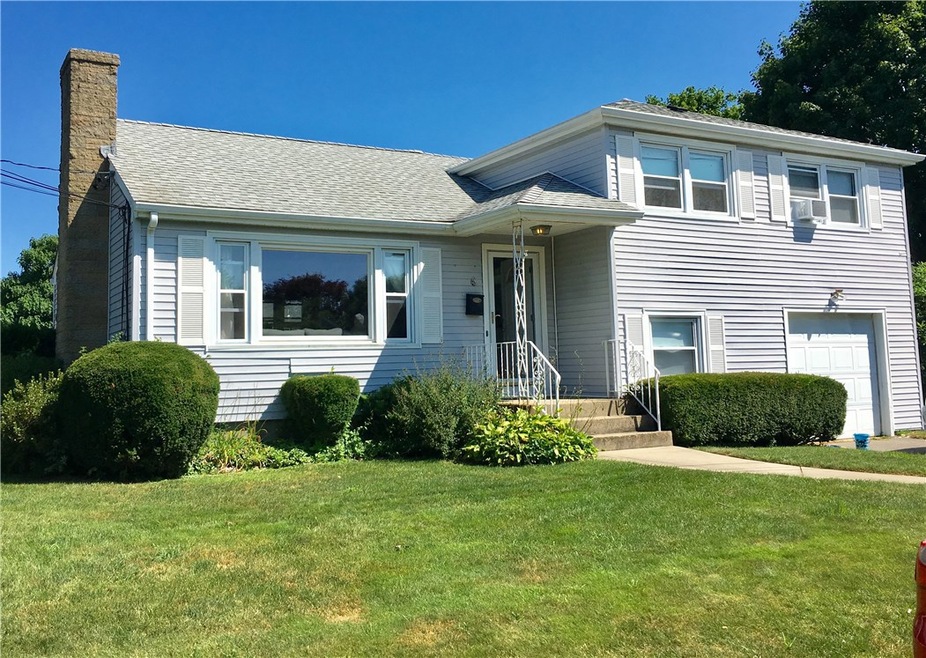 6 James St, Middletown, RI 02842 - photo 1