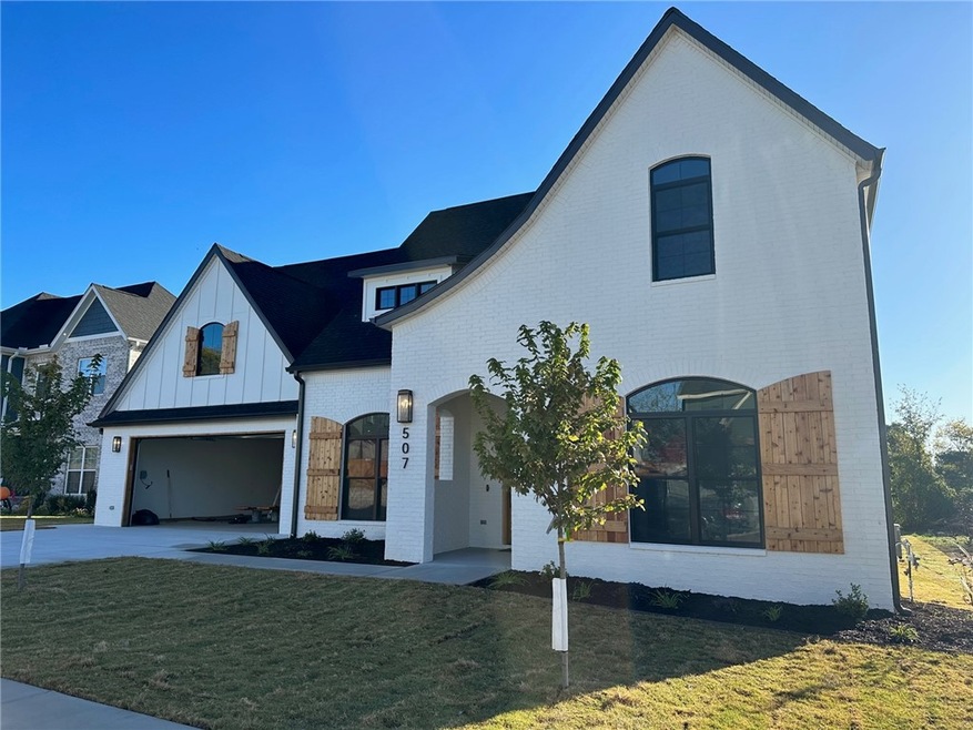 507 SW Autumn Hills Rd, Bentonville, AR 72712 - photo 1