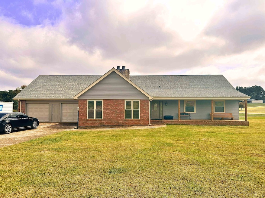 3602 Janeway Dr, Florence, AL 35634 - photo 1