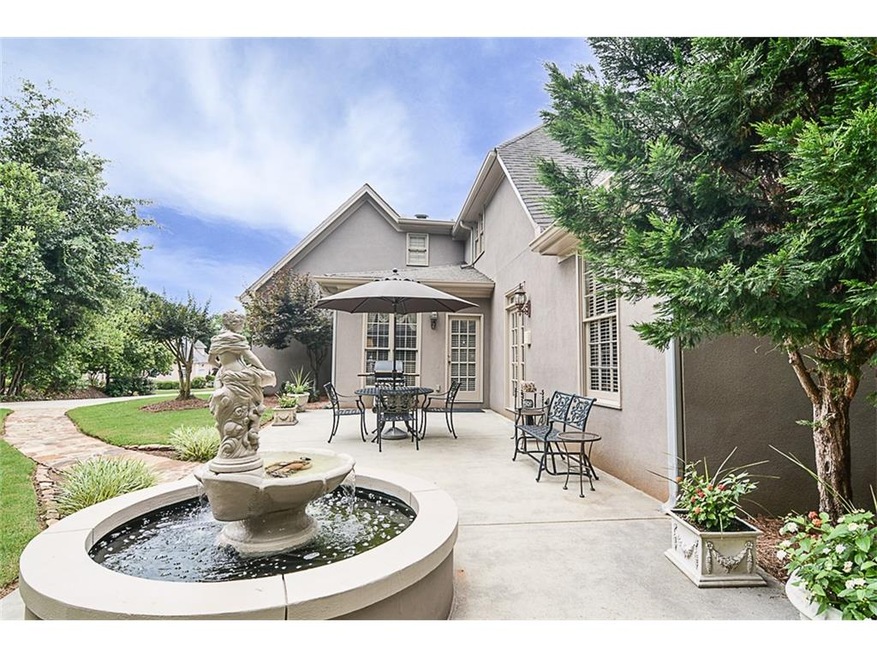 Perfect patio for entertaining your family, friend