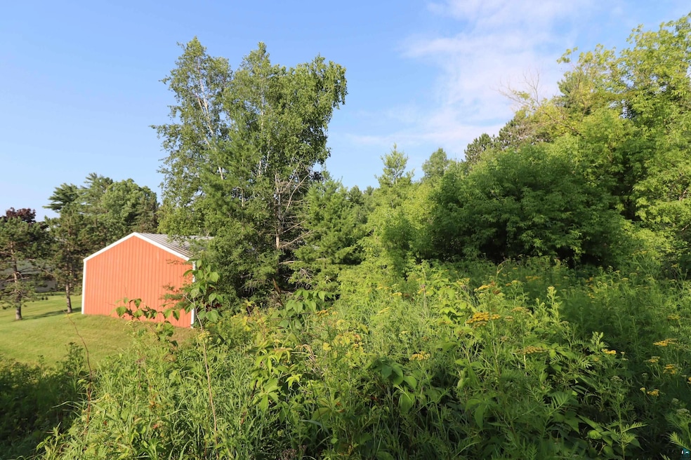 814 N 8th Ave W, Washburn, WI 54891 - photo 1