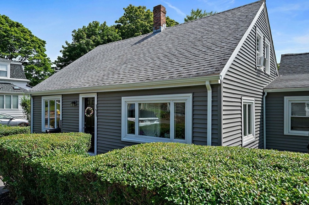 149-151 Hull St unit 2, Cohasset, MA 02025 - photo 1