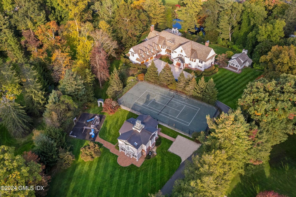 Round Hill Private Compound