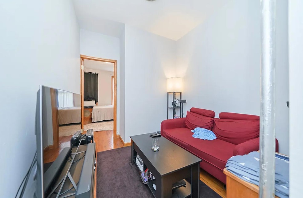 462 9th Ave unit 1, New York, NY 10018 - photo 1