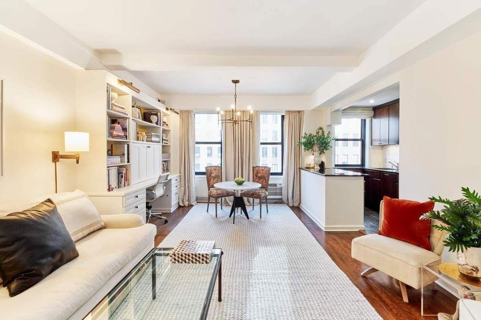 Sold $1,245,000 • Co-Listing Agent