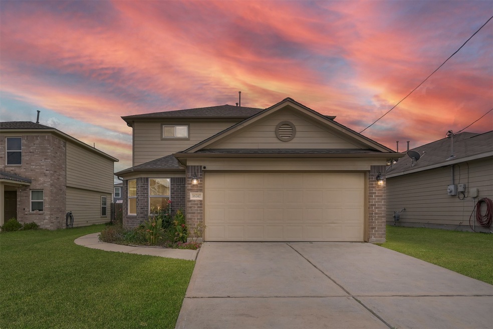 Beautiful 2 Story Home
